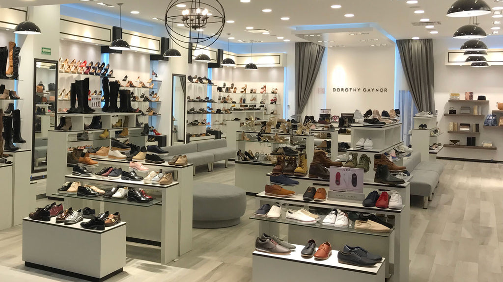 MARCA DE ZAPATOS CON 58 AÑOS EN EL MERCADO