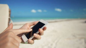 Cada mexicano consulta el móvil más de 1.5 horas al día durante su viaje de vacaciones