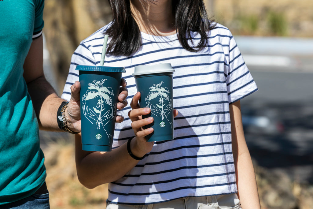 Starbucks México celebra el Día de la Tierra con vasos reutilizables elaborados con un 50% de materiales reciclados