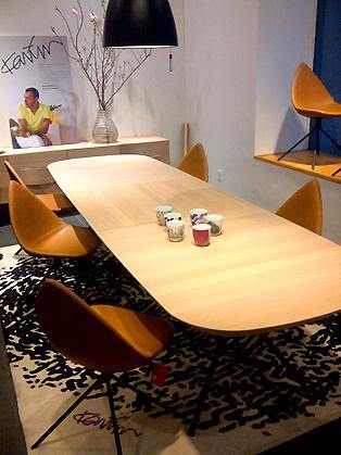 BoConcept presenta la nueva versión del comedor Ottawa