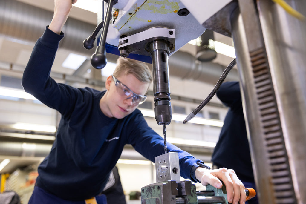 Lufthansa Technik records rising number of apprentices