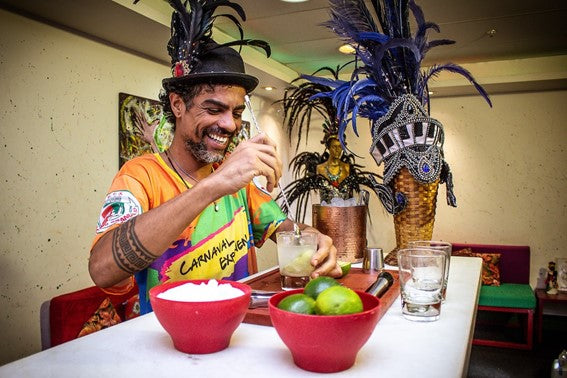 Airbnb te invita a celebrar el icónico Carnaval de Río a través de las Experiencias Online