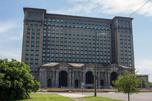 Ford adquiere la icónica estación de trenes de Michigan