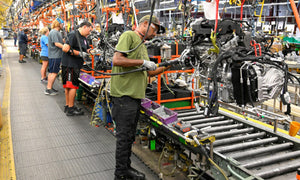 US factory orders drop again amid manufacturing slump