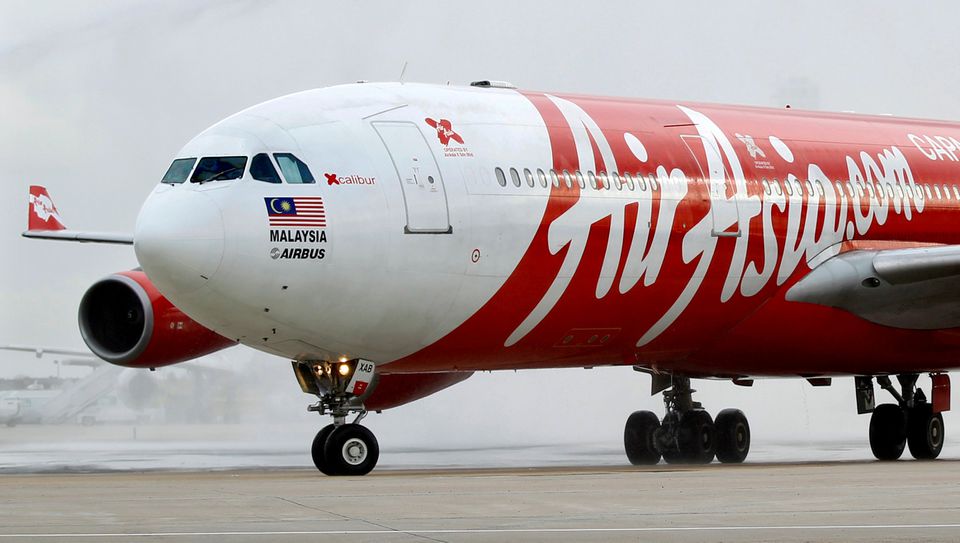 Malaysia's AirAsia X gets shareholder go-ahead for restructuring plan