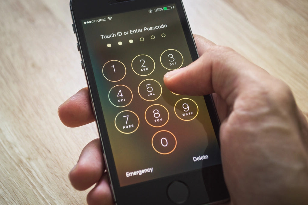 Does your phone unlock itself? You might be a victim of screen hacking