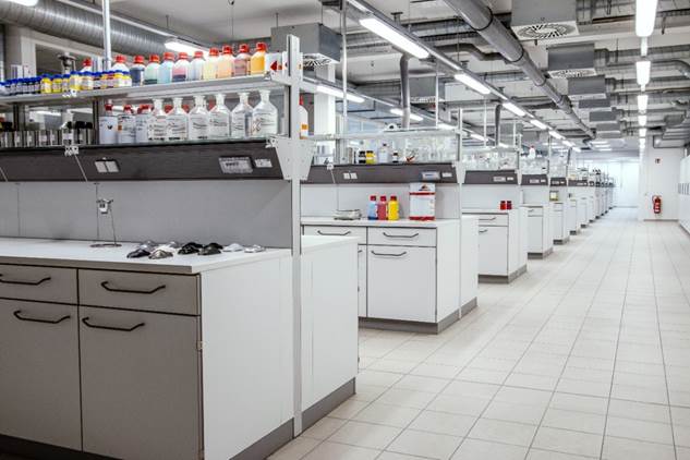 20 years of know-how, market-leading on-site technical service and high-quality coating systems that are constantly being advanced