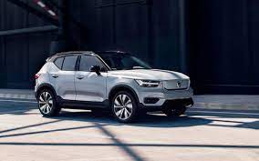 VOLVO CARS EXPANDE LA LÍNEA TOTALMENTE ELÉCTRICA XC40 RECHARGE