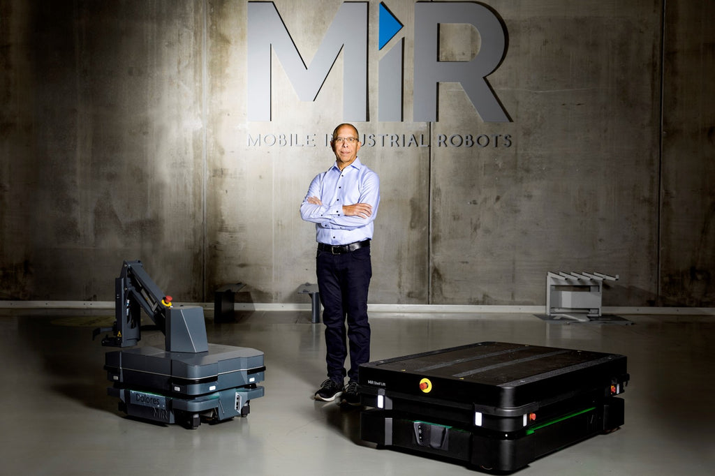 MiR y AutoGuide Mobile Robots se fusionan para simplificar la automatización de la logística interna