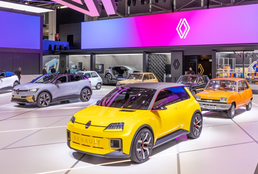 El Renault 5 Prototype se encuentra con sus hermanos en el Salón del Automóvil de Múnich
