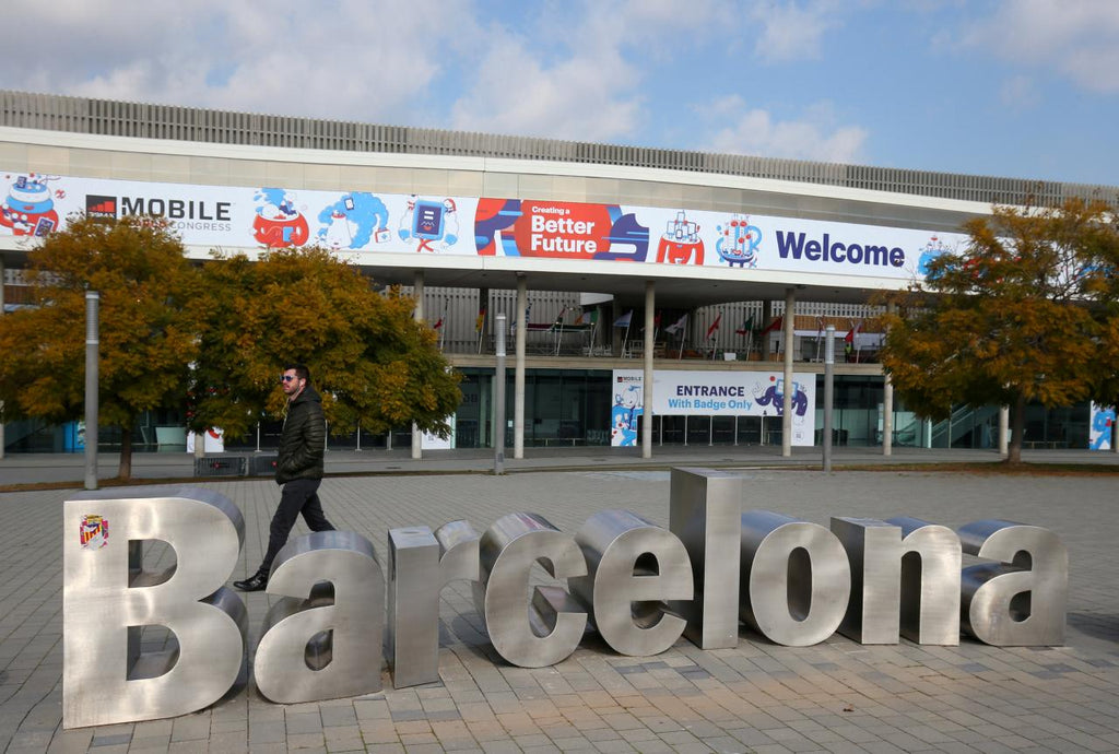 Mobile industry promises smarter everything at Barcelona show
