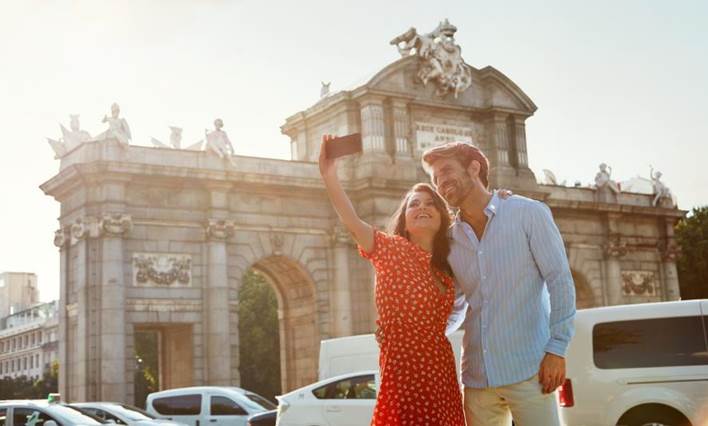 Iberia propone a sus clientes de México que se queden en Madrid