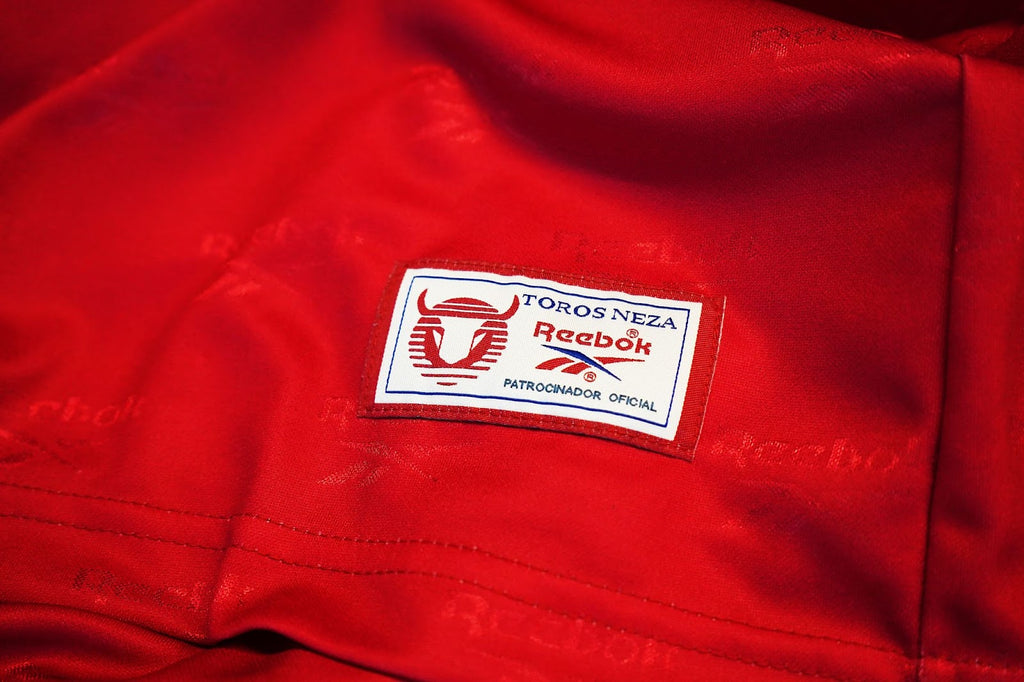 Toros Neza: Reebok relanza en edición limitada el jersey del equipo más irreverente de México