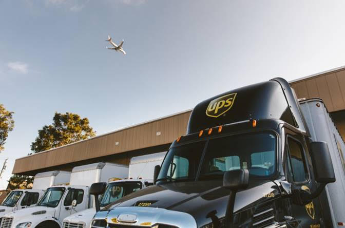 UPS INVIERTE EN EMPRESA DE TRANSPORTE AUTÓNOMO DE CAMIONES Y HACE PRUEBAS CON ESTA TECNOLOGÍA