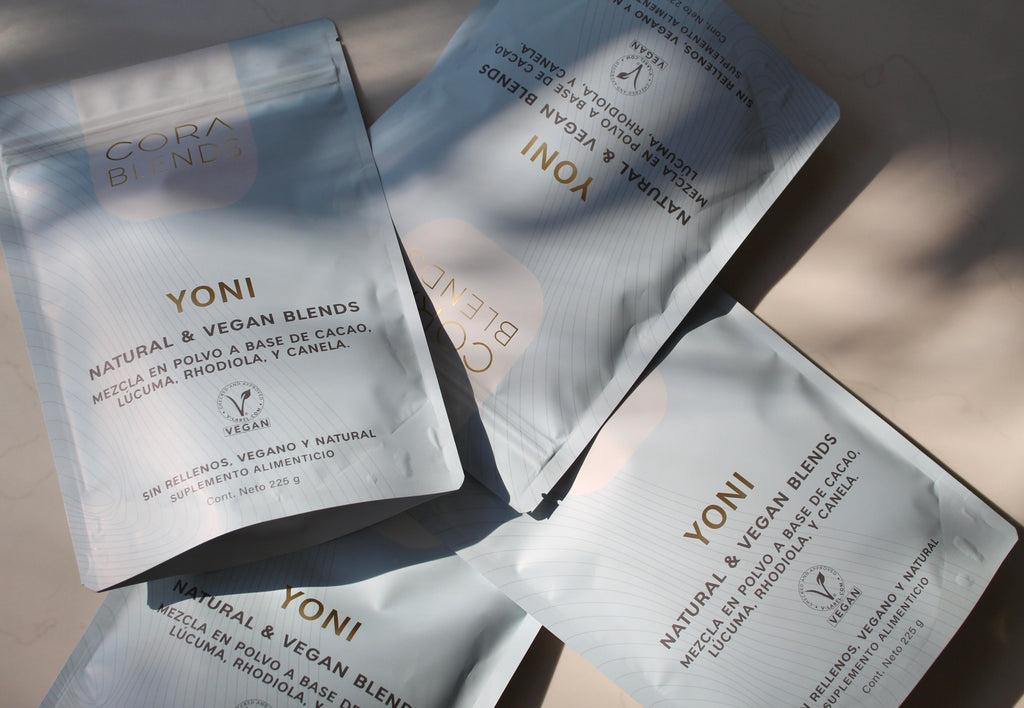 Conoce todo sobre el superfood blend creado especialmente para la salud hormonal de las mujeres