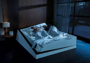 La cama inteligente que devuelve a tu pareja a su “carril” con tecnología de vehículos Ford