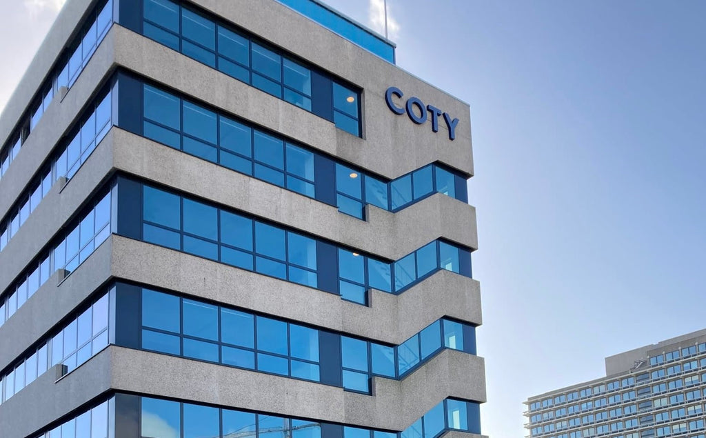 Coty aplica para la obtención de una patente internacional que permita la recarga de fragancias en las tiendas